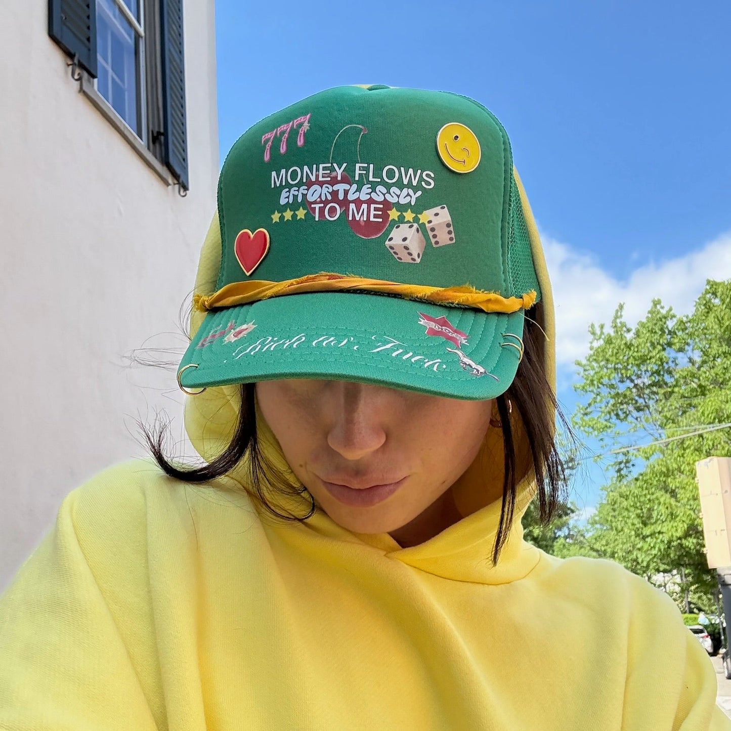 Money Flows Effortless To Me Trucker Hat