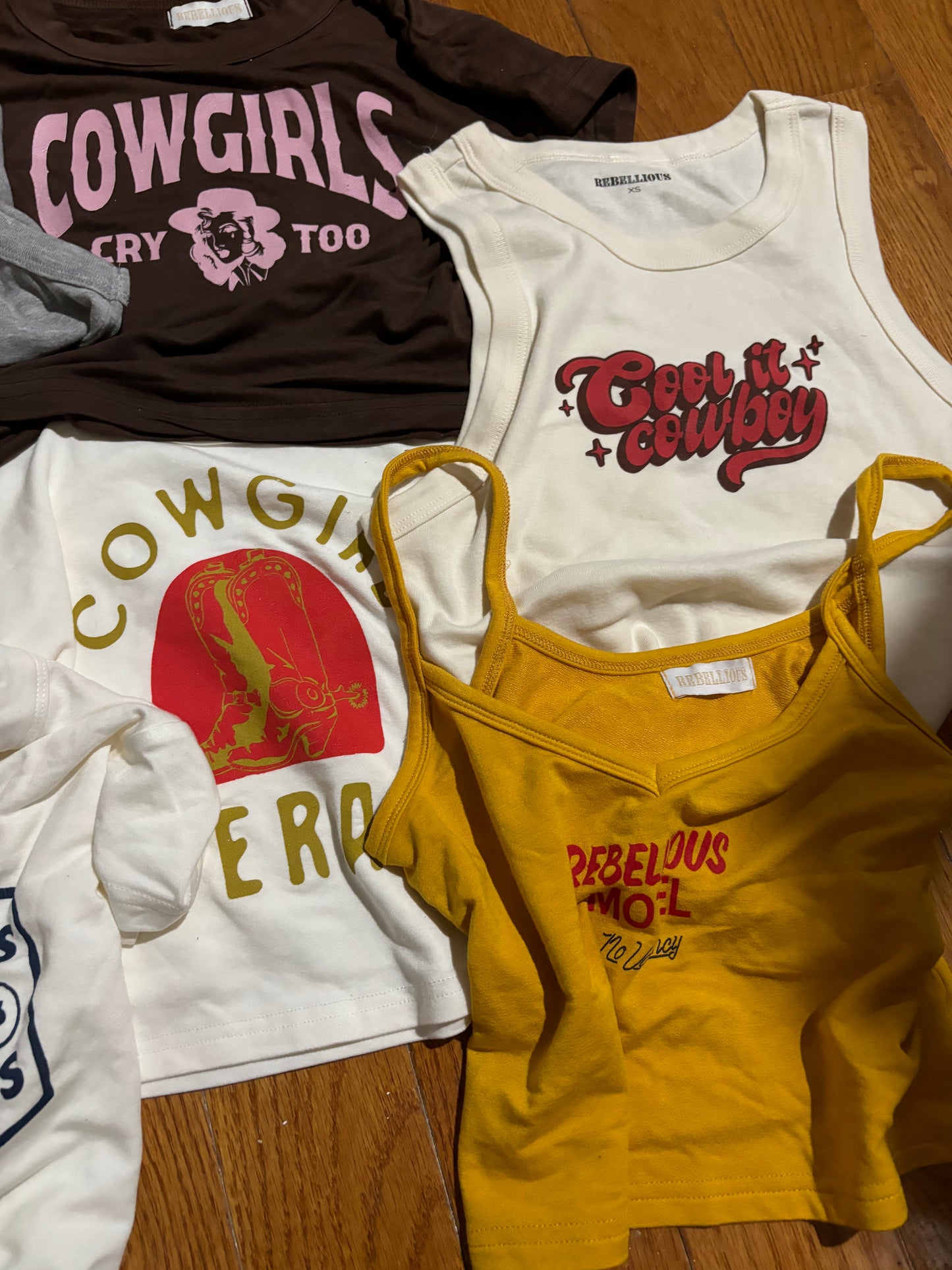 4 Tee/Tank Mystery Box
